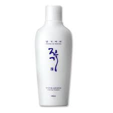 DAENG GI MEO RI VITALIZING TREATMENT Восстанавливающая маска-бальзам для волос 145мл