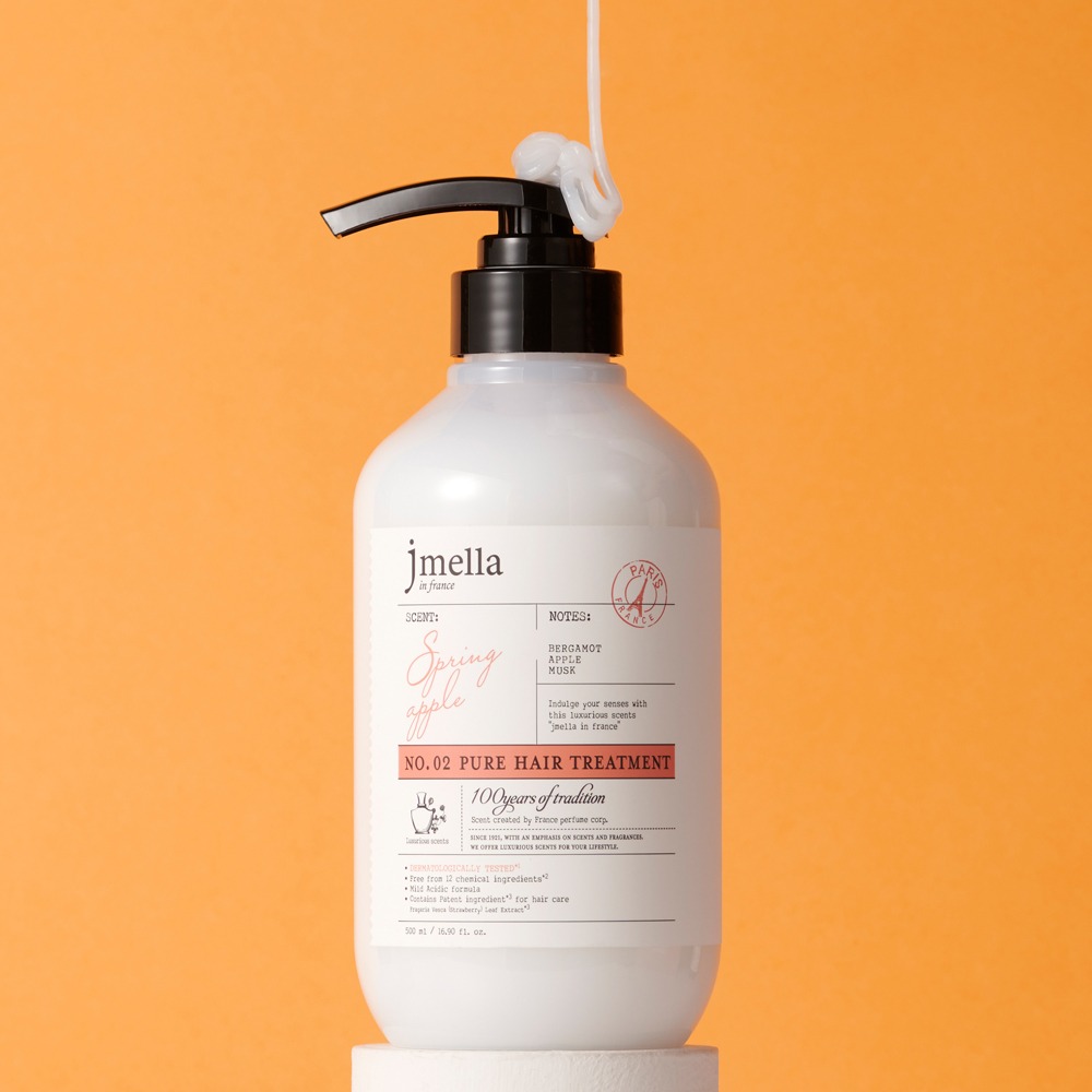 JMELLA IN FRANCE SPRING APPLE HAIR TREATMENT Парфюмированная маска-бальзам для волос "Весеннее яблоко" 500мл